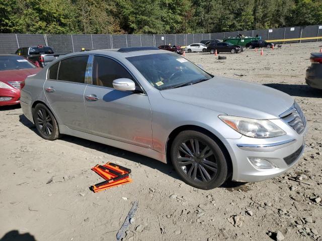 Photo 3 VIN: KMHGC4DD4CU158425 - HYUNDAI GENESIS 3. 