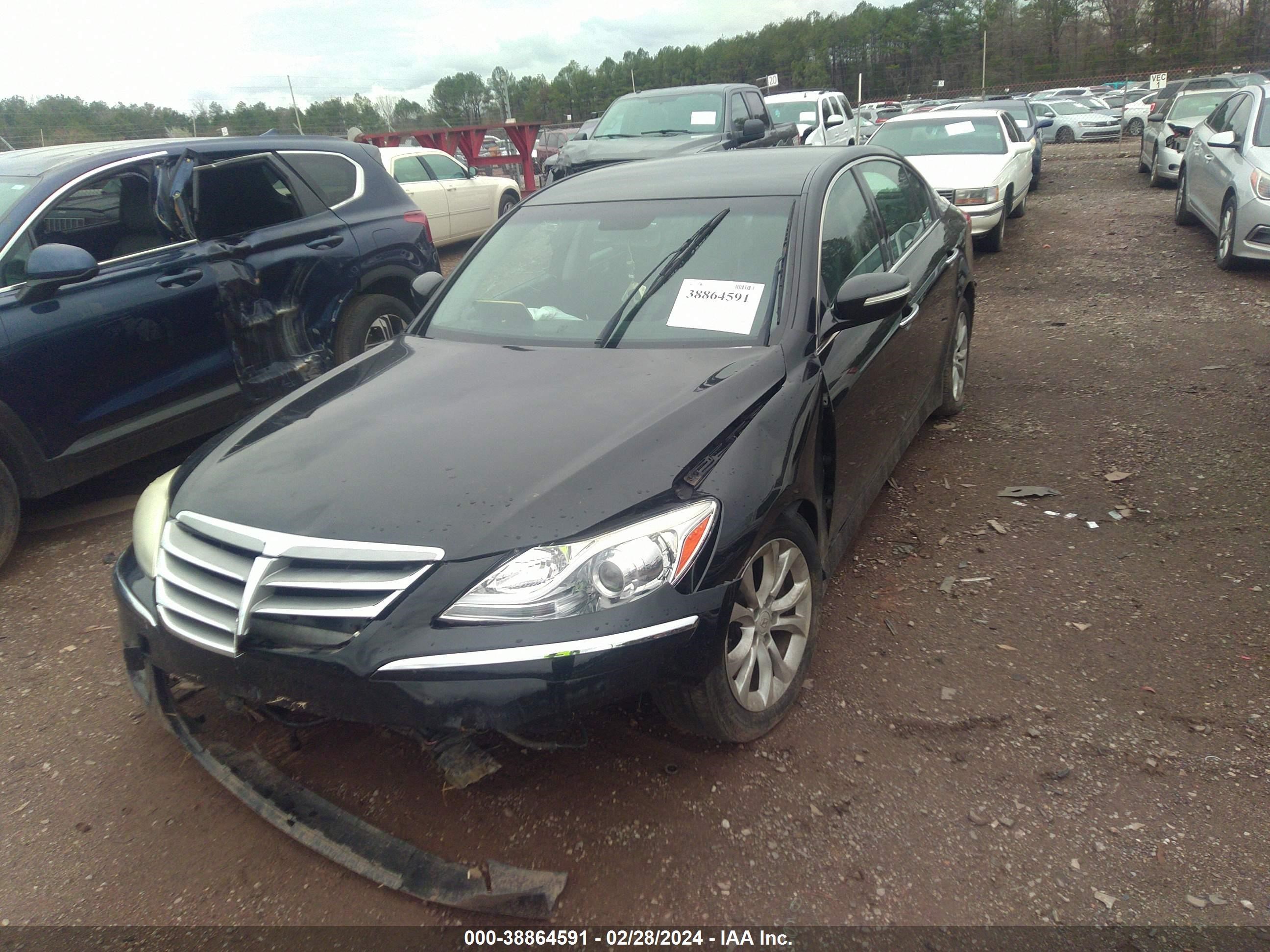 Photo 1 VIN: KMHGC4DD4CU178156 - HYUNDAI GENESIS 