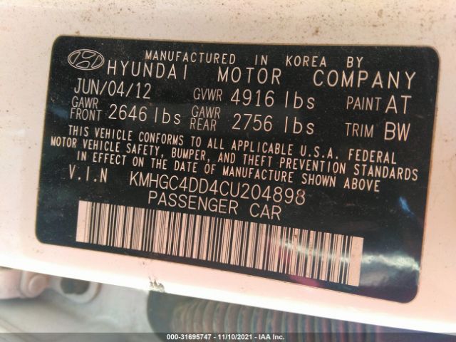 Photo 8 VIN: KMHGC4DD4CU204898 - HYUNDAI GENESIS 