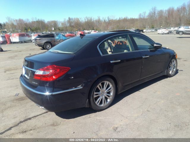 Photo 3 VIN: KMHGC4DD4DU235599 - HYUNDAI GENESIS 