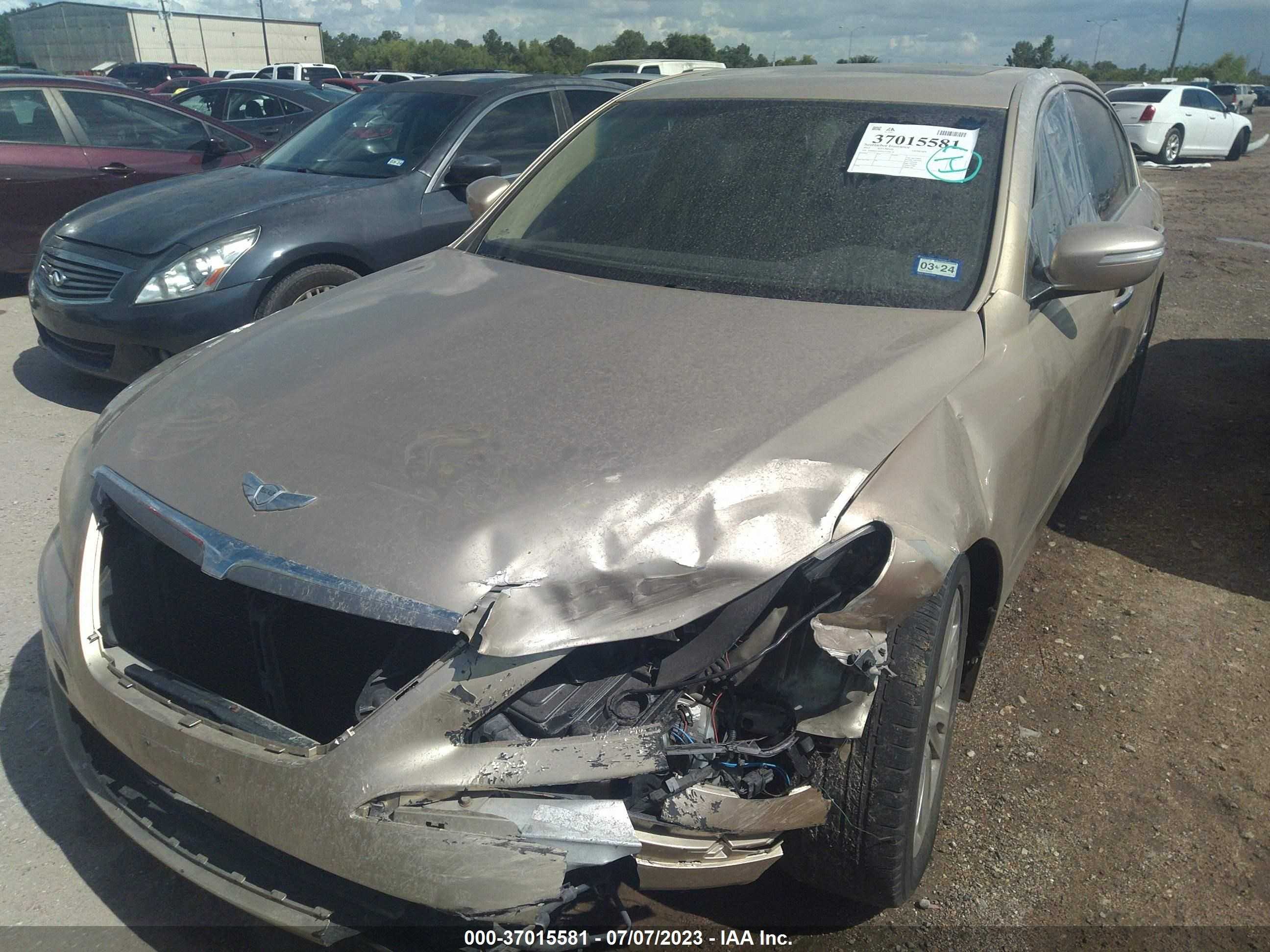 Photo 1 VIN: KMHGC4DD5CU166176 - HYUNDAI GENESIS 