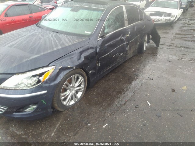 Photo 5 VIN: KMHGC4DD5CU203601 - HYUNDAI GENESIS 