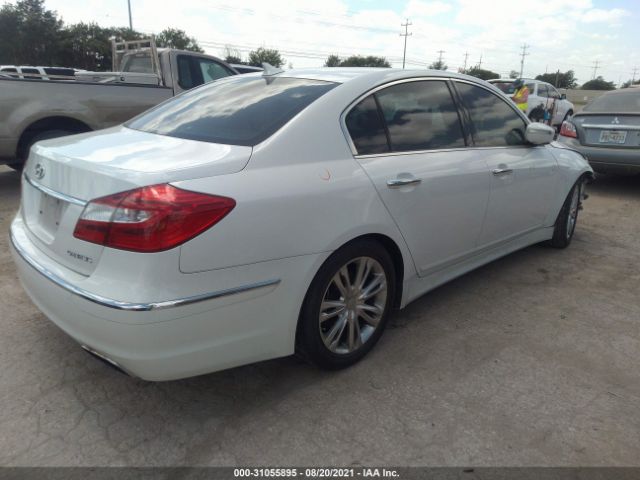 Photo 3 VIN: KMHGC4DD5DU235238 - HYUNDAI GENESIS 