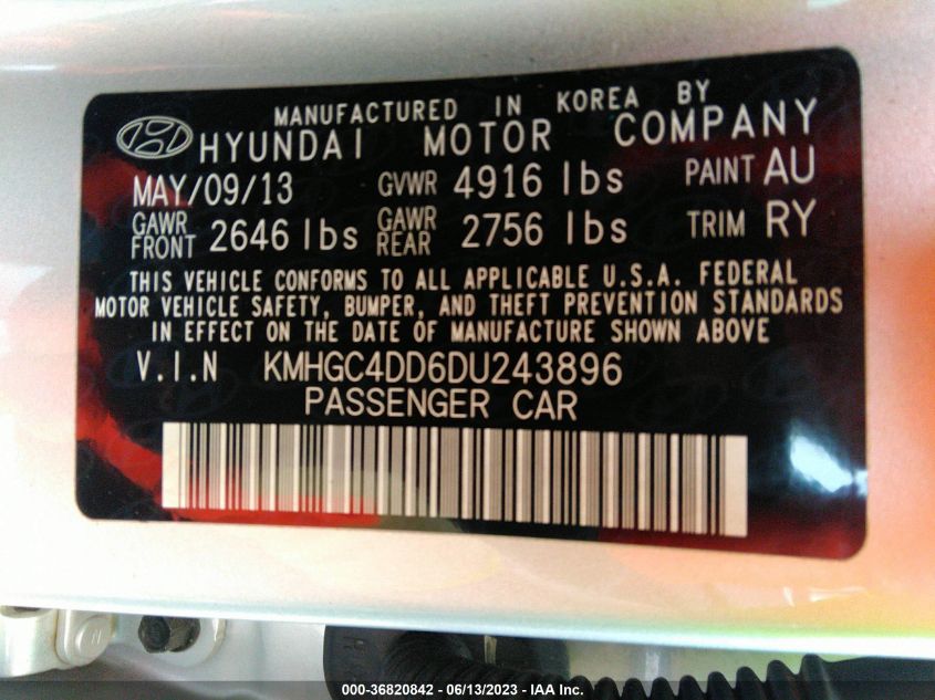 Photo 8 VIN: KMHGC4DD6DU243896 - HYUNDAI GENESIS 