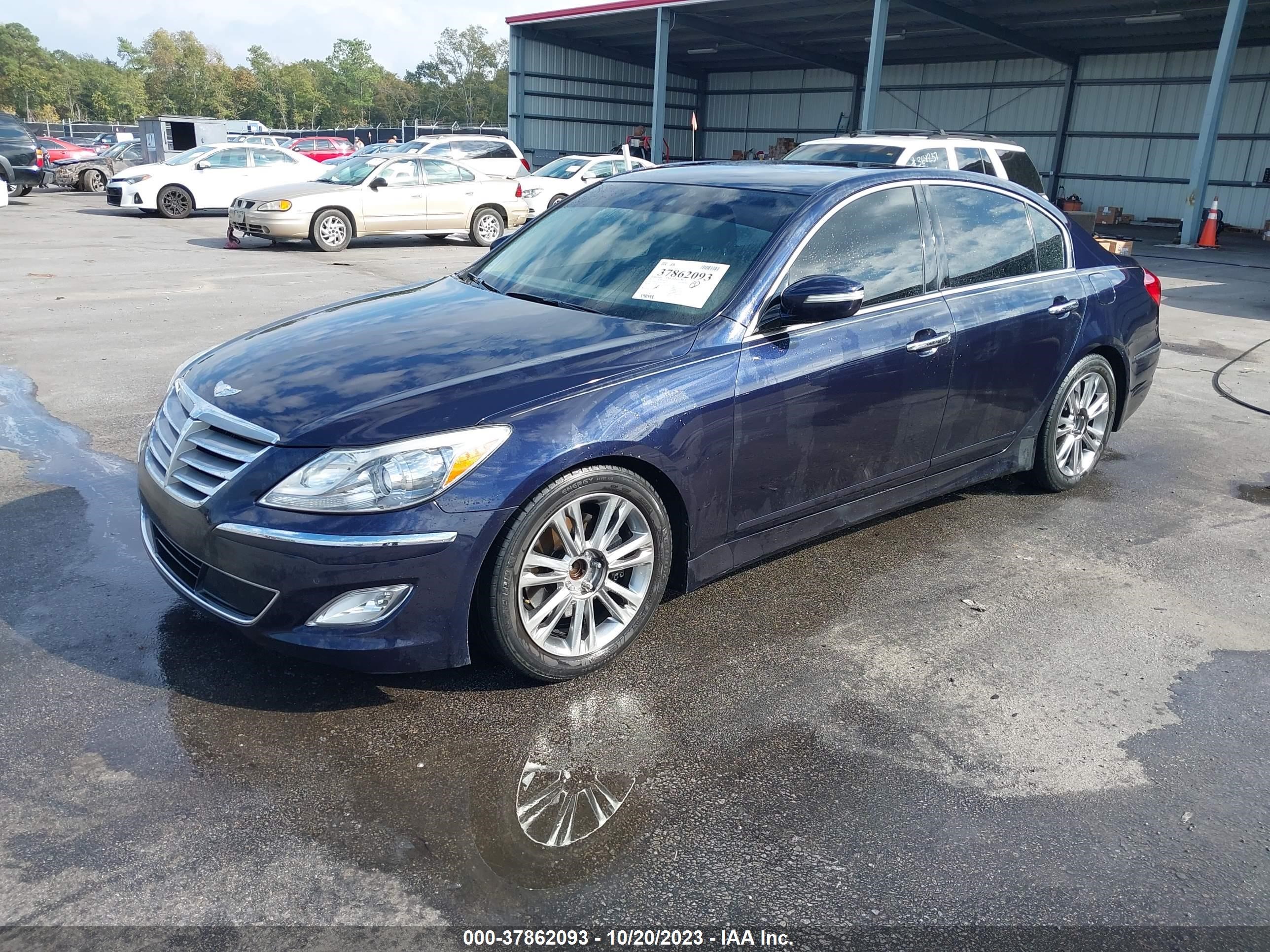 Photo 1 VIN: KMHGC4DD7CU208315 - HYUNDAI GENESIS 