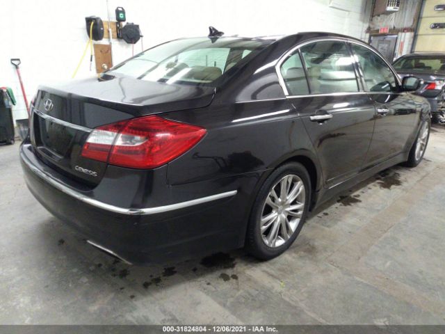 Photo 3 VIN: KMHGC4DD7DU246838 - HYUNDAI GENESIS 