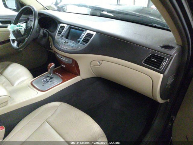 Photo 4 VIN: KMHGC4DD7DU246838 - HYUNDAI GENESIS 