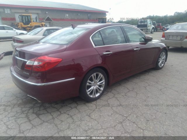 Photo 3 VIN: KMHGC4DD8CU153826 - HYUNDAI GENESIS 