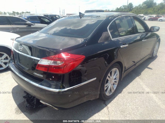 Photo 3 VIN: KMHGC4DD8CU202491 - HYUNDAI GENESIS 