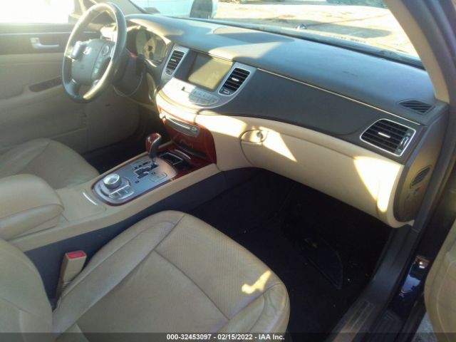 Photo 4 VIN: KMHGC4DD8CU204354 - HYUNDAI GENESIS 