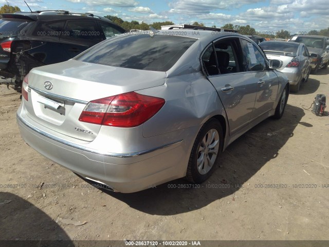 Photo 3 VIN: KMHGC4DD8DU223715 - HYUNDAI GENESIS 