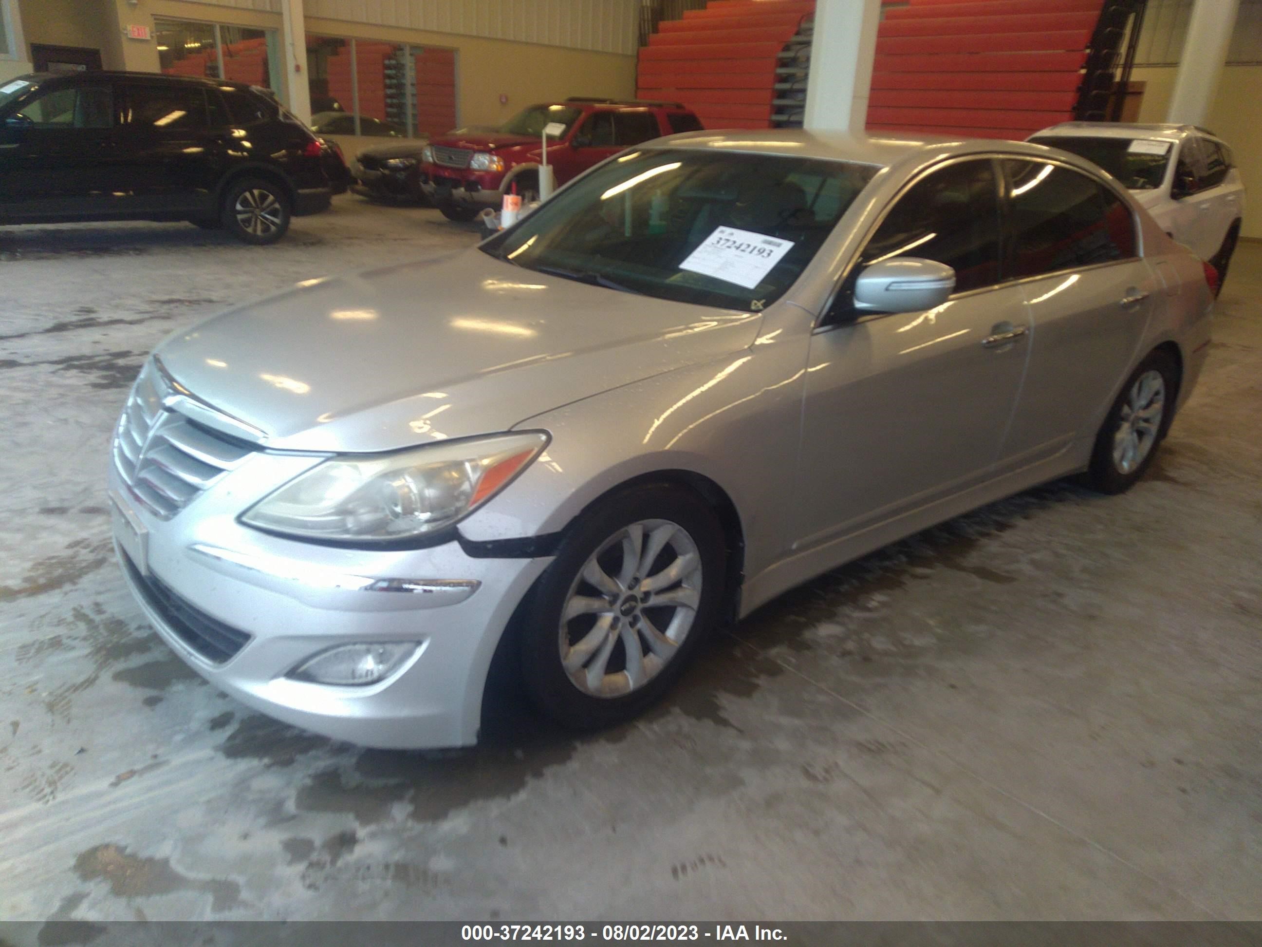 Photo 1 VIN: KMHGC4DD8DU247321 - HYUNDAI GENESIS 