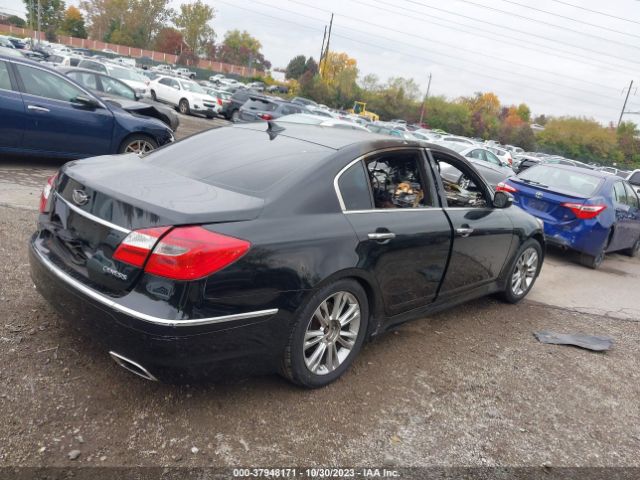 Photo 3 VIN: KMHGC4DD9CU173504 - HYUNDAI GENESIS 