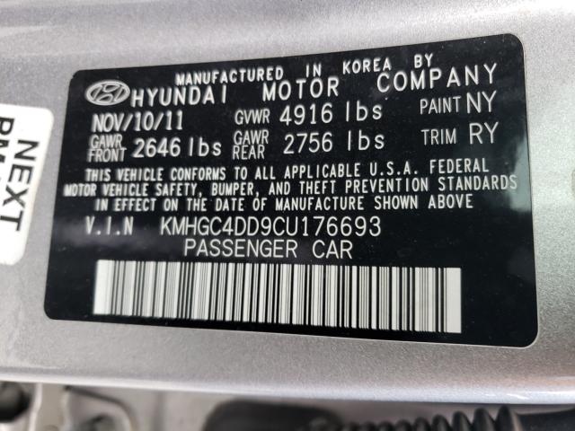 Photo 9 VIN: KMHGC4DD9CU176693 - HYUNDAI GENESIS 3. 