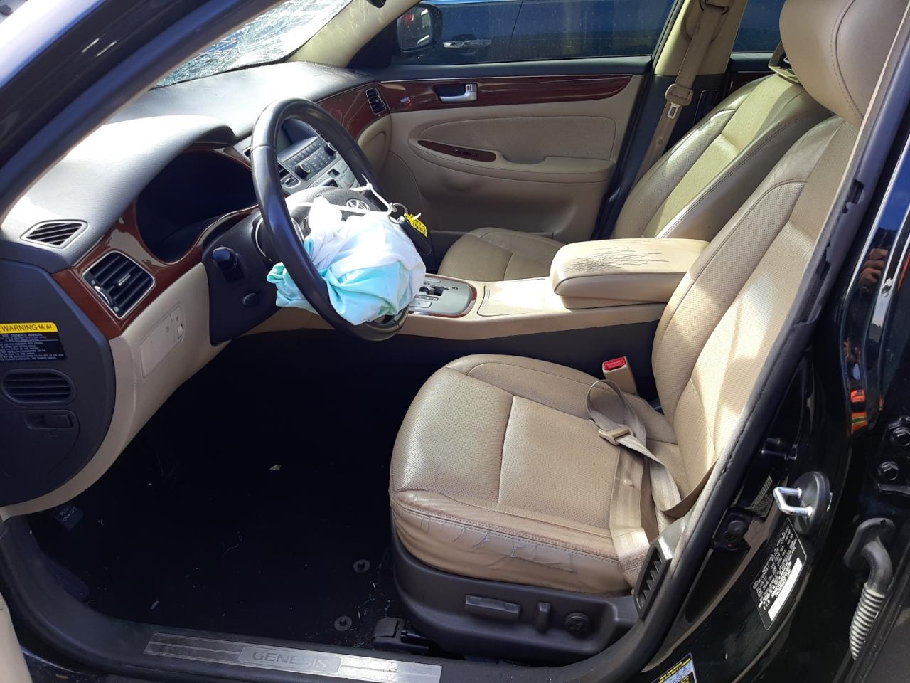 Photo 6 VIN: KMHGC4DDXDU210478 - HYUNDAI GENESIS 