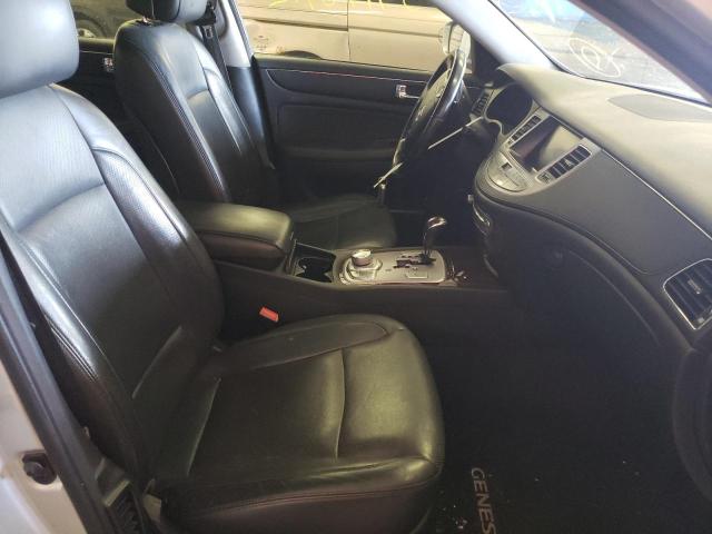 Photo 4 VIN: KMHGC4DE1BU120321 - HYUNDAI GENESIS 3. 