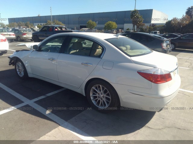 Photo 2 VIN: KMHGC4DE3BU134057 - HYUNDAI GENESIS 