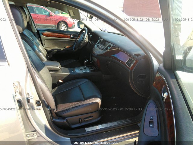 Photo 4 VIN: KMHGC4DE4BU115582 - HYUNDAI GENESIS 