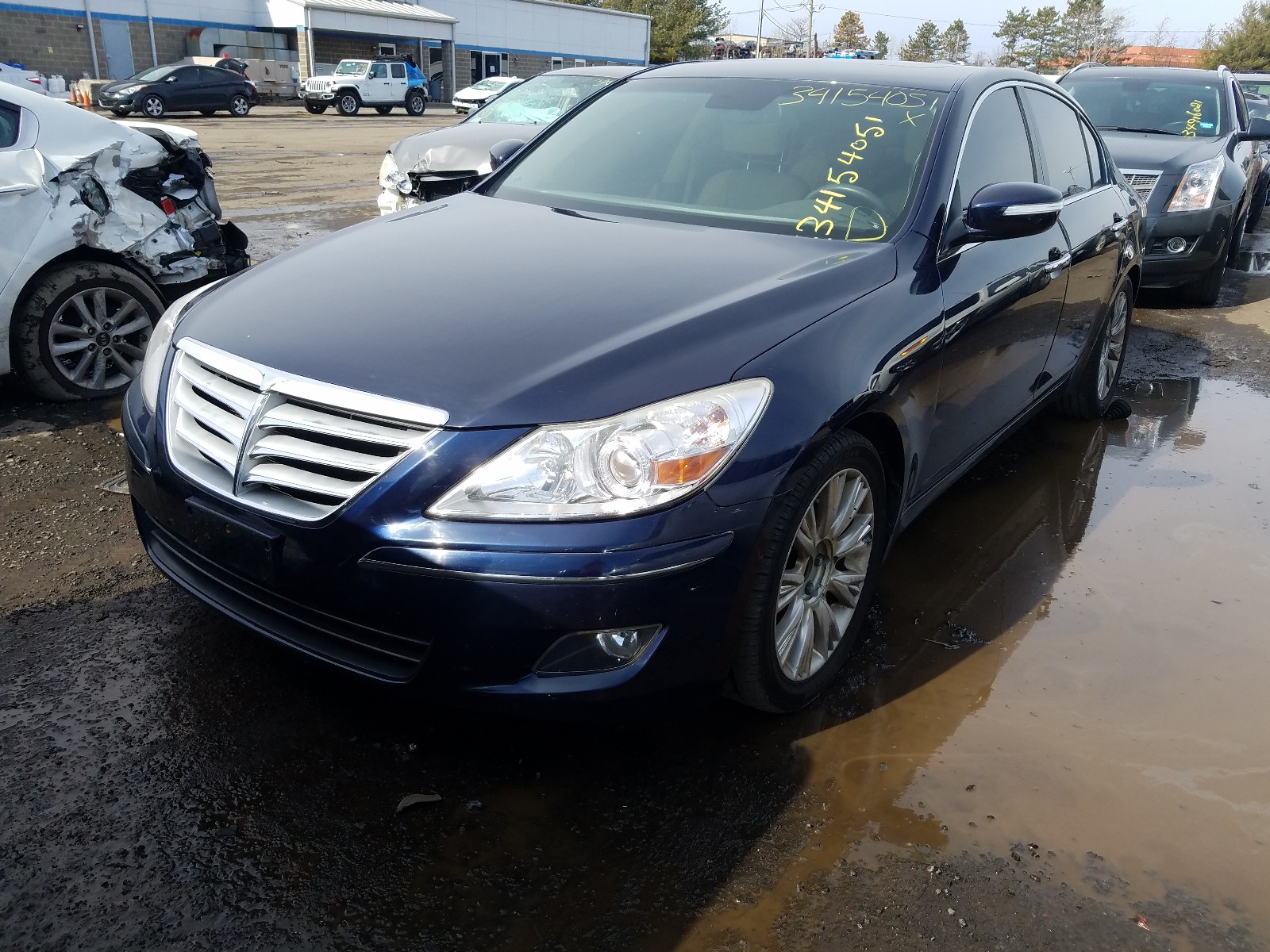 Photo 1 VIN: KMHGC4DE4BU140305 - HYUNDAI GENESIS 3. 