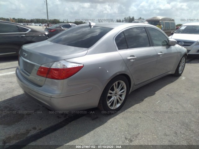 Photo 3 VIN: KMHGC4DE5BU121553 - HYUNDAI GENESIS 