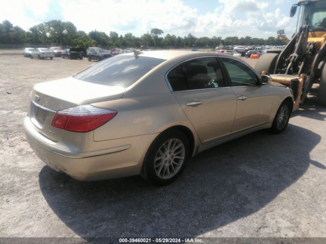 Photo 3 VIN: KMHGC4DE5BU135744 - HYUNDAI GENESIS 