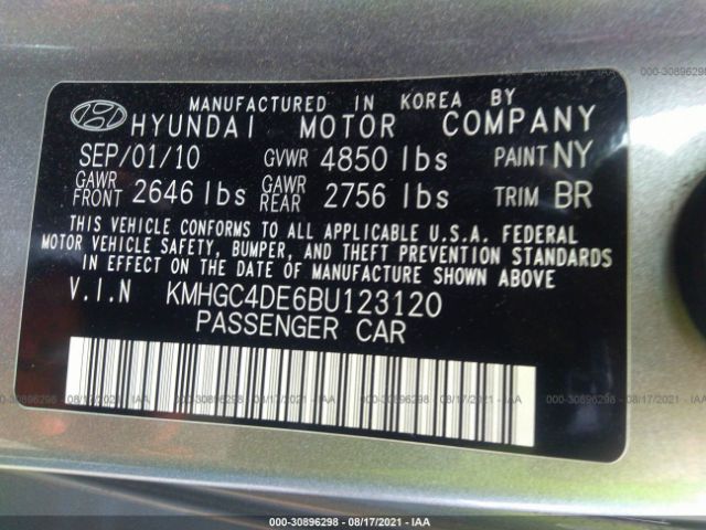 Photo 8 VIN: KMHGC4DE6BU123120 - HYUNDAI GENESIS 