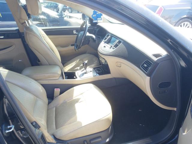 Photo 4 VIN: KMHGC4DE8AU084688 - HYUNDAI GENESIS 3. 