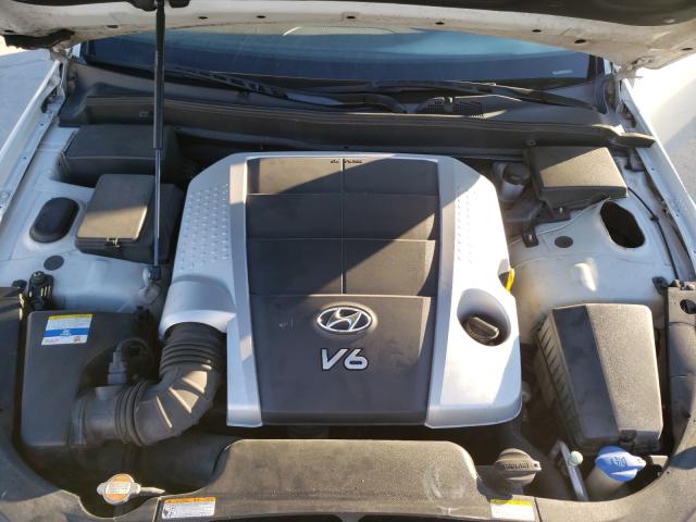 Photo 6 VIN: KMHGC4DE8AU110321 - HYUNDAI GENESIS 3. 