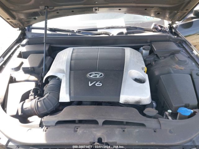 Photo 9 VIN: KMHGC4DE8BU114371 - HYUNDAI GENESIS 