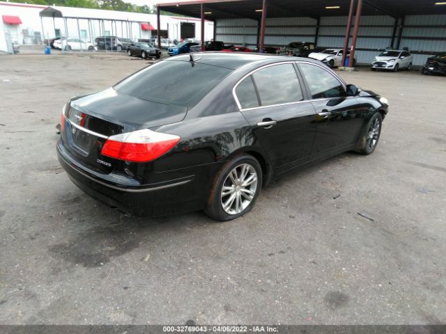 Photo 3 VIN: KMHGC4DE8BU120199 - HYUNDAI GENESIS 