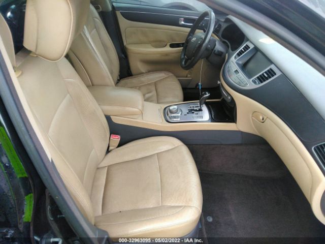 Photo 4 VIN: KMHGC4DE8BU127010 - HYUNDAI GENESIS 