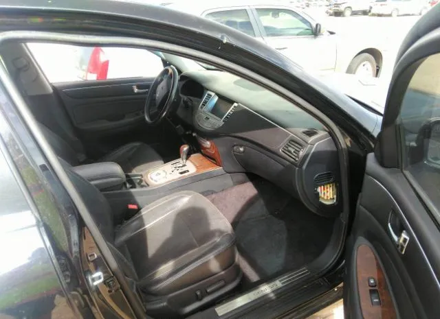 Photo 4 VIN: KMHGC4DE9BU115240 - HYUNDAI GENESIS 