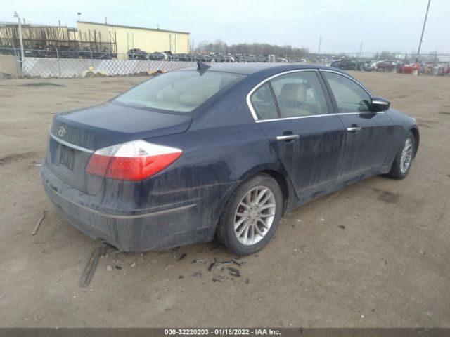 Photo 3 VIN: KMHGC4DE9BU122818 - HYUNDAI GENESIS 