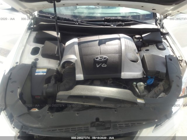 Photo 9 VIN: KMHGC4DEXBU122844 - HYUNDAI GENESIS 