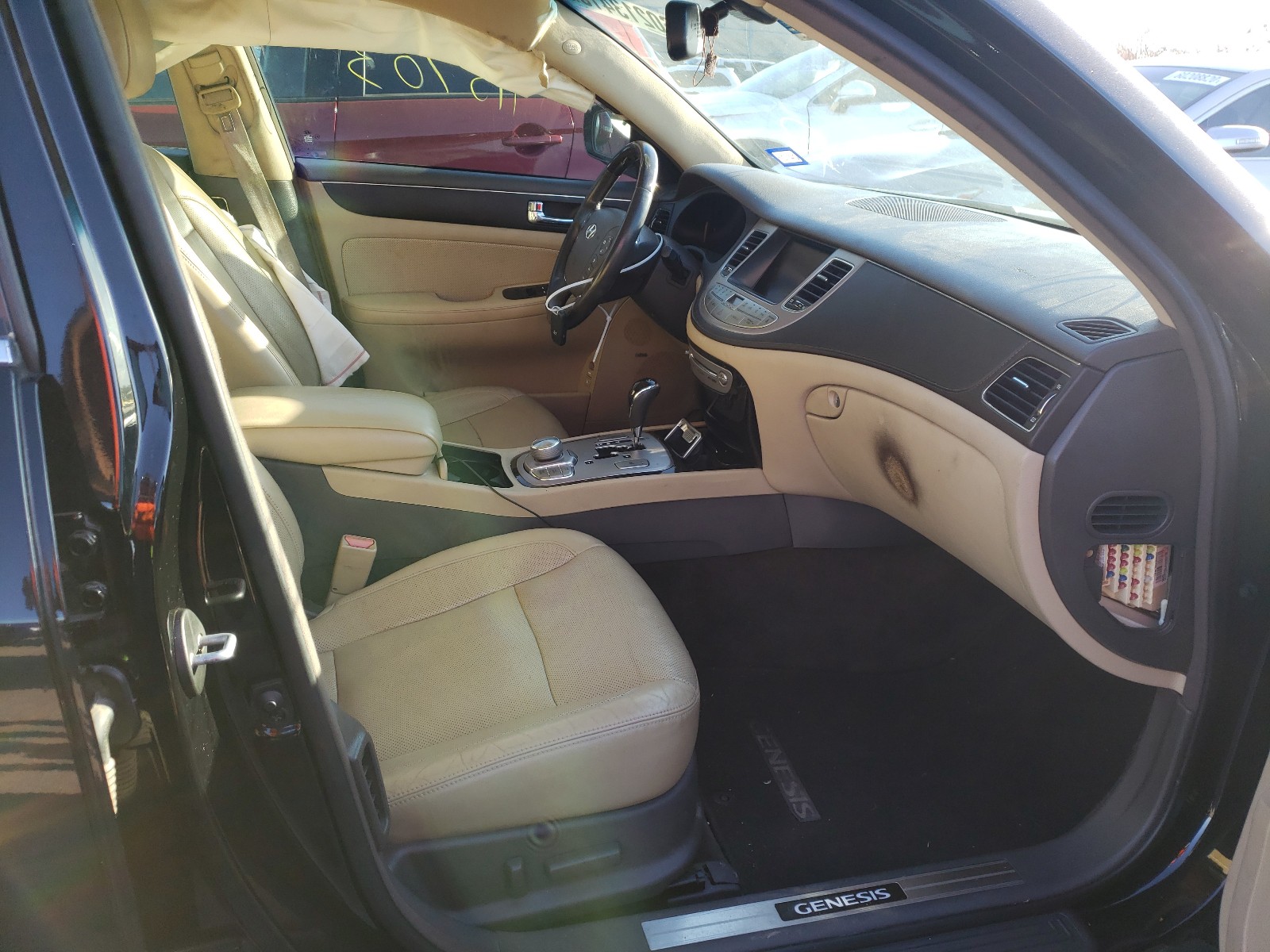 Photo 4 VIN: KMHGC4DF0AU107955 - HYUNDAI GENESIS 4. 