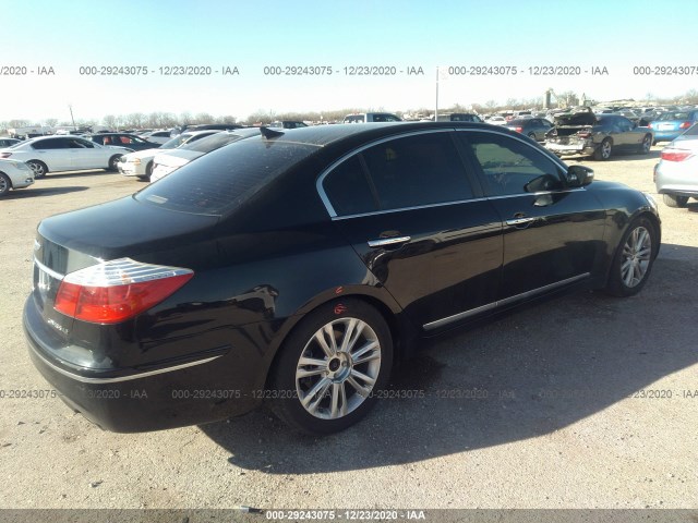 Photo 3 VIN: KMHGC4DF0BU125504 - HYUNDAI GENESIS 