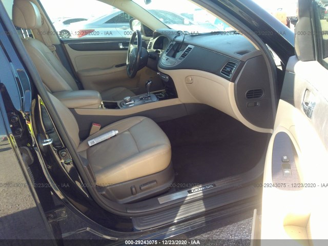 Photo 4 VIN: KMHGC4DF0BU125504 - HYUNDAI GENESIS 