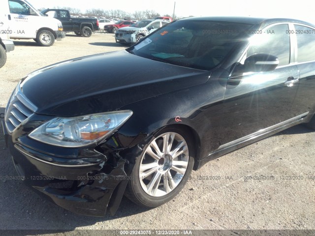 Photo 5 VIN: KMHGC4DF0BU125504 - HYUNDAI GENESIS 