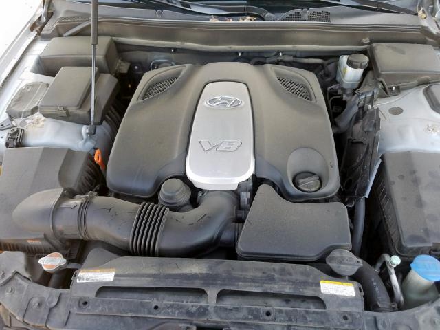 Photo 6 VIN: KMHGC4DF2AU070763 - HYUNDAI GENESIS 4. 