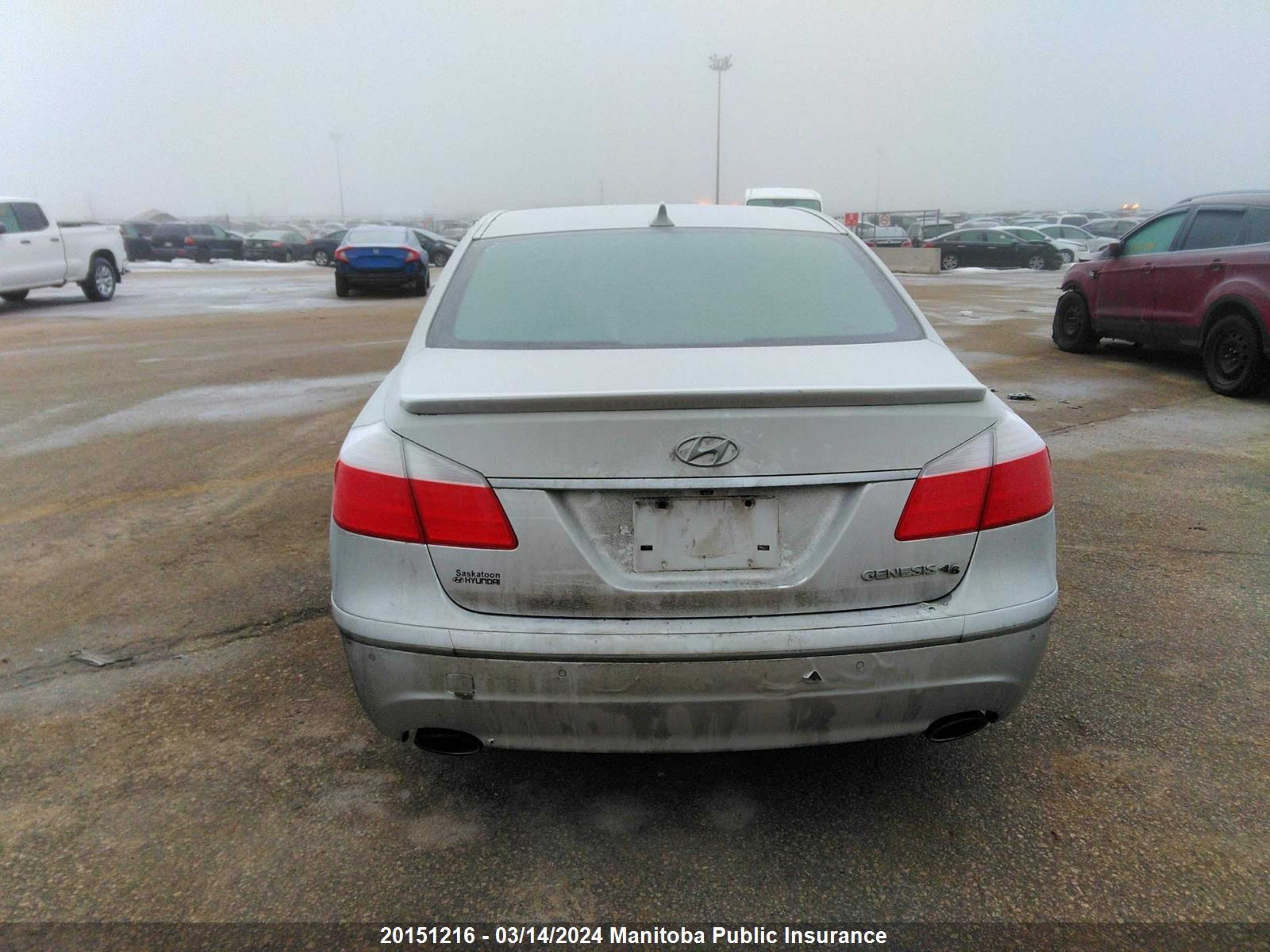 Photo 5 VIN: KMHGC4DF2AU093363 - HYUNDAI GENESIS 