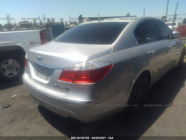 Photo 3 VIN: KMHGC4DF2BU138528 - HYUNDAI GENESIS 