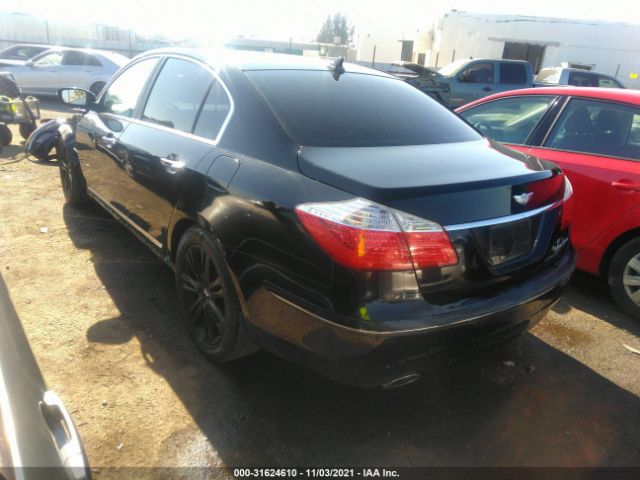 Photo 2 VIN: KMHGC4DF3BU133337 - HYUNDAI GENESIS 