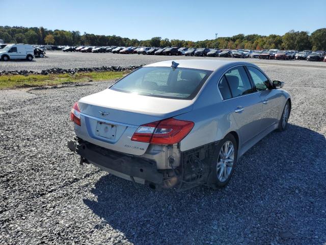 Photo 3 VIN: KMHGC4DF4CU170446 - HYUNDAI GENESIS 4. 