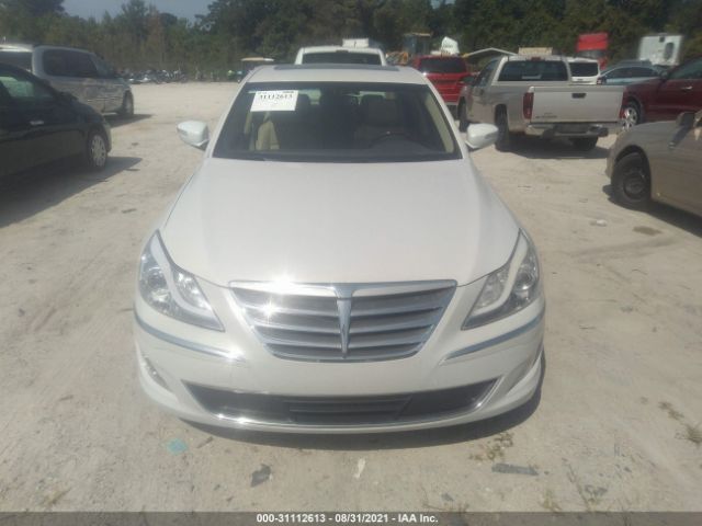 Photo 5 VIN: KMHGC4DF4CU175811 - HYUNDAI GENESIS 