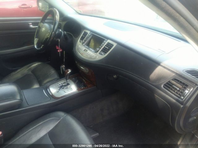 Photo 4 VIN: KMHGC4DF5AU072555 - HYUNDAI GENESIS 