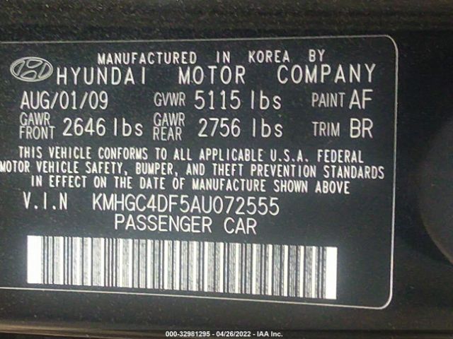 Photo 8 VIN: KMHGC4DF5AU072555 - HYUNDAI GENESIS 