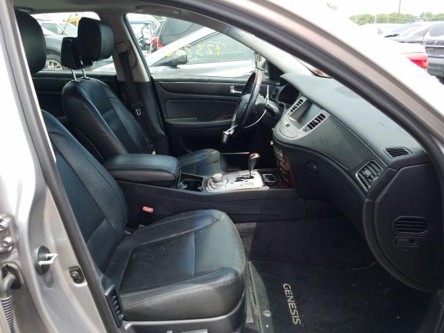 Photo 4 VIN: KMHGC4DF5BU127569 - HYUNDAI GENESIS 4. 