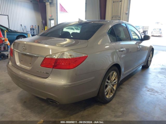 Photo 3 VIN: KMHGC4DF5BU136434 - HYUNDAI GENESIS 