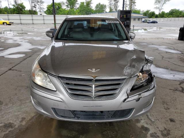 Photo 4 VIN: KMHGC4DF5BU139687 - HYUNDAI GENESIS 