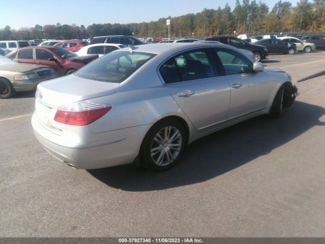 Photo 3 VIN: KMHGC4DF6AU073066 - HYUNDAI GENESIS 